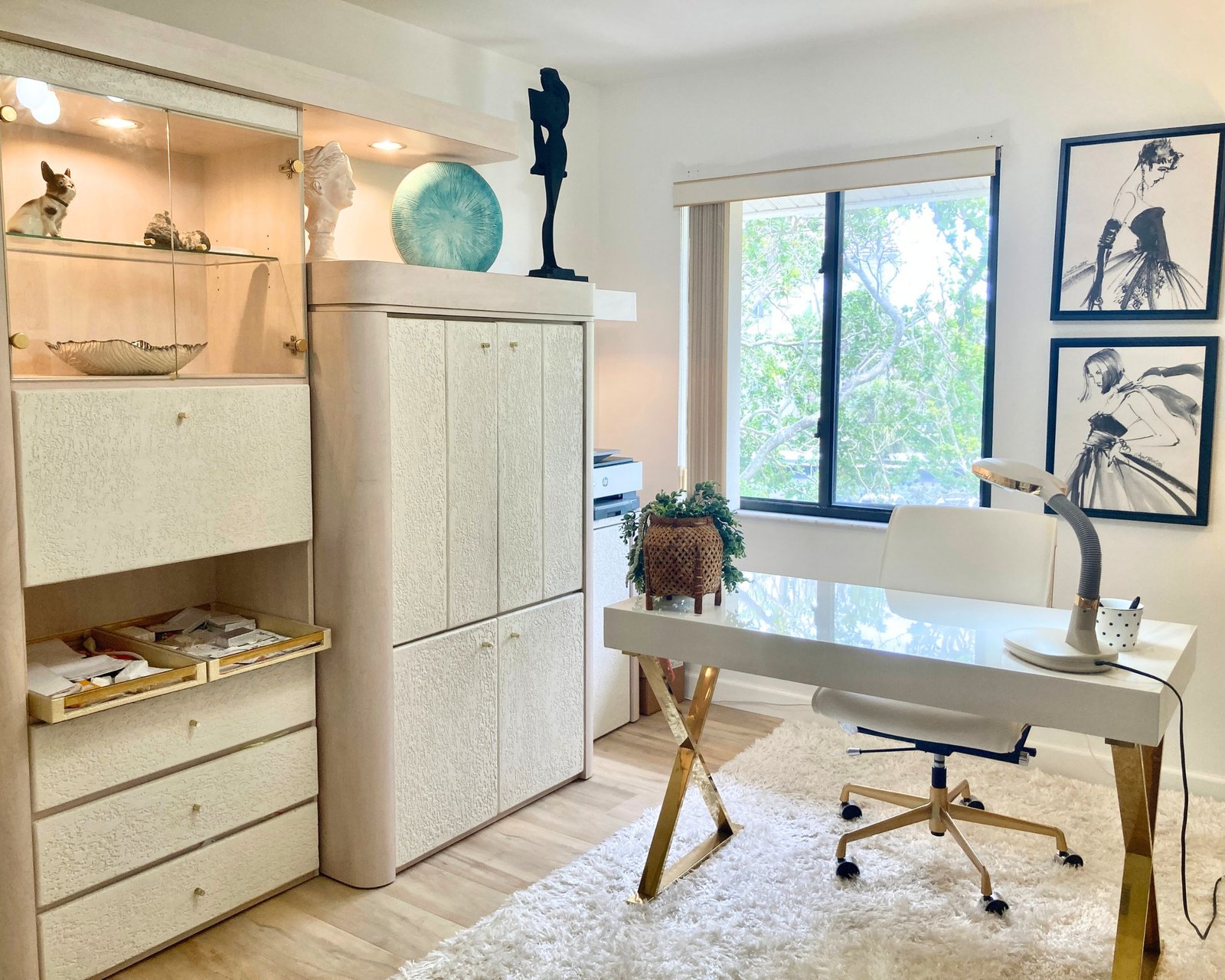 white home office stylish